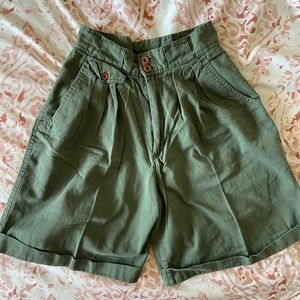 VINTAGE 90’s Style High Waisted Shorts